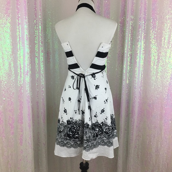 Fair pre-loved condition white/ black cotton dress - Picture 3 of 5